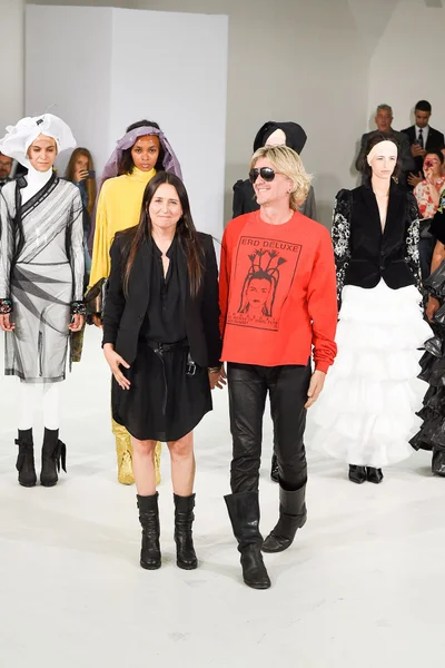 Look 34